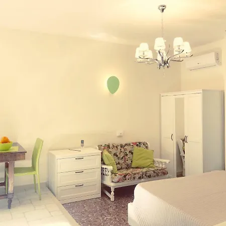 Siracusa Boutique *